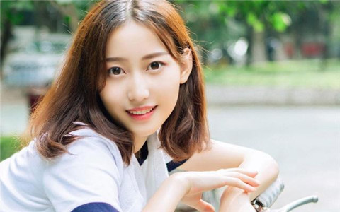 如何在约会中肢体接触,才能让女生不抗拒 如何在约会中肢体接触,才能让女生不抗拒第2张